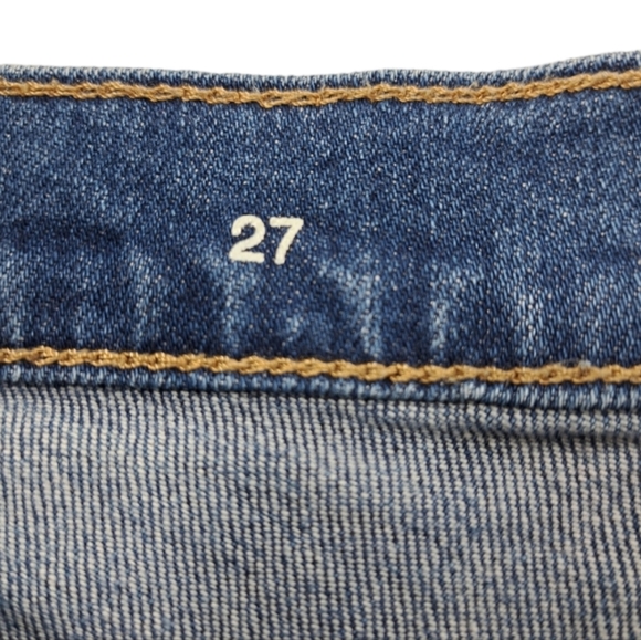 Gap 1969 Women's Denim Distressed Blue Shorts Size 27 - Picture 4 of 13